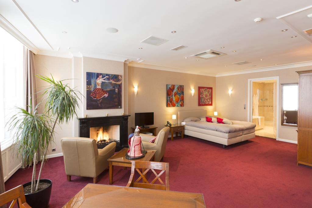 Sense Suites 's-Hertogenbosch  ภายนอก รูปภาพ